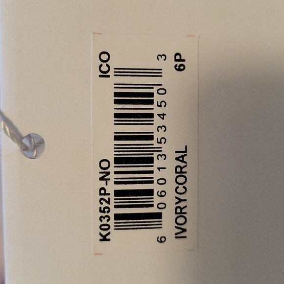 Gal meets glam jumpsuit - Picture 5 of 5